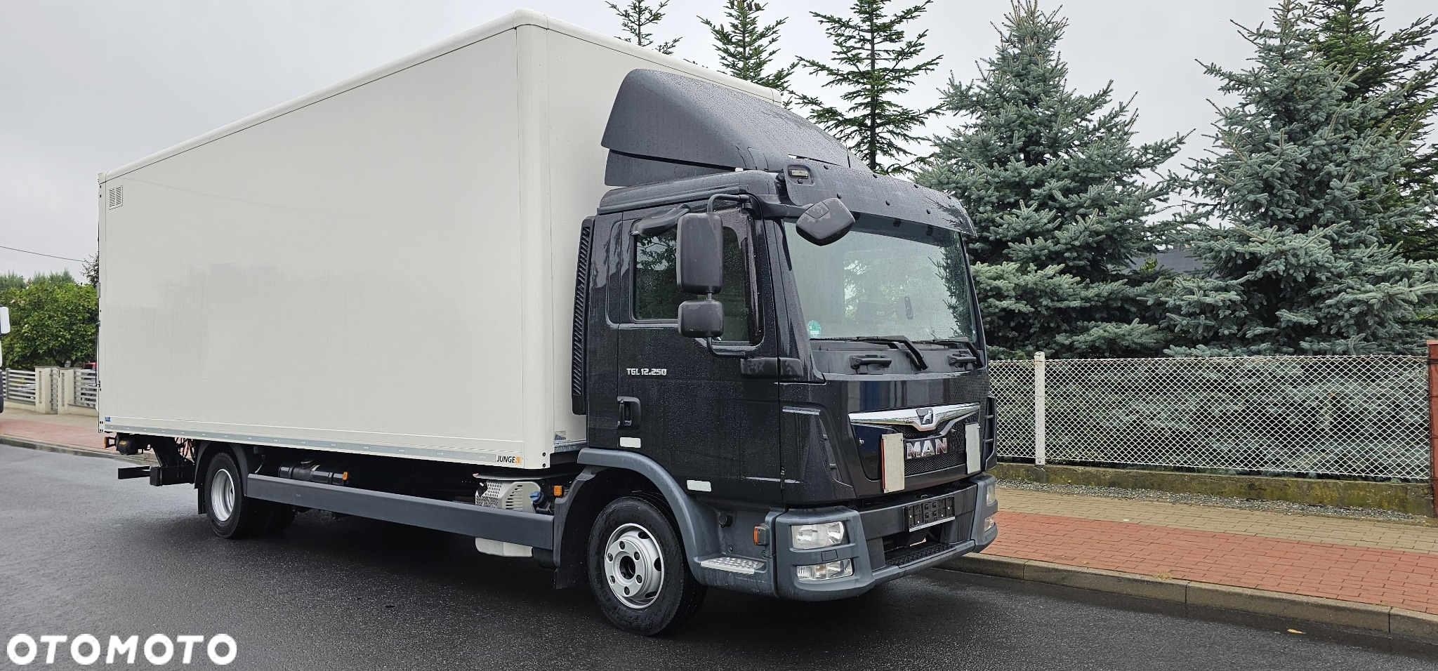 MAN TGL 12.250 - 3
