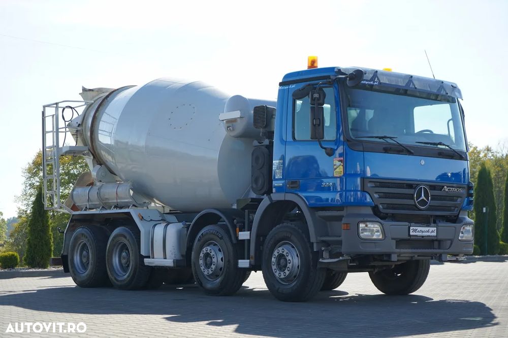 Mercedes-Benz AROCS 3241 / 8x4 / BETONIERĂ / LIEBHERR / CUTIE DE VITEZE MANUALĂ / - 7