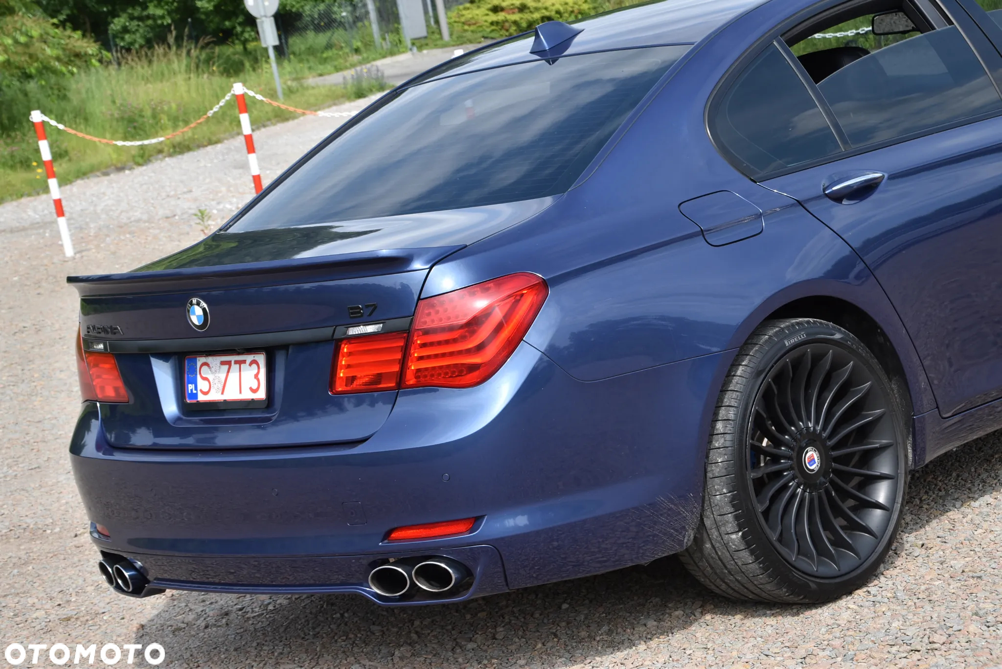 BMW-ALPINA B7 Bi-Turbo Switch-Tronic - 17