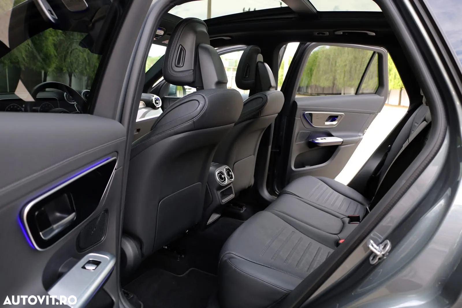 Mercedes-Benz GLC 300 4Matic 9G-TRONIC AMG Line Advanced - 15
