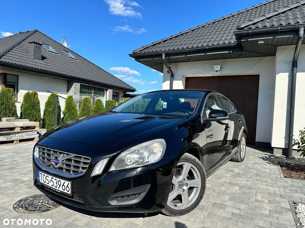 Volvo S60 D3 Geartronic Momentum - 1
