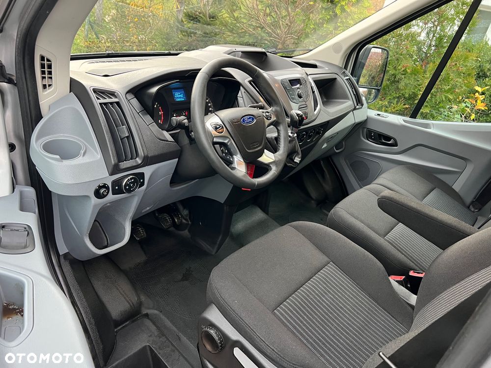 Ford Transit - 10