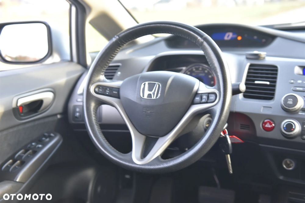 Honda Civic Hybrid 1.3i-DSI i-VTEC IMA CVT - 19