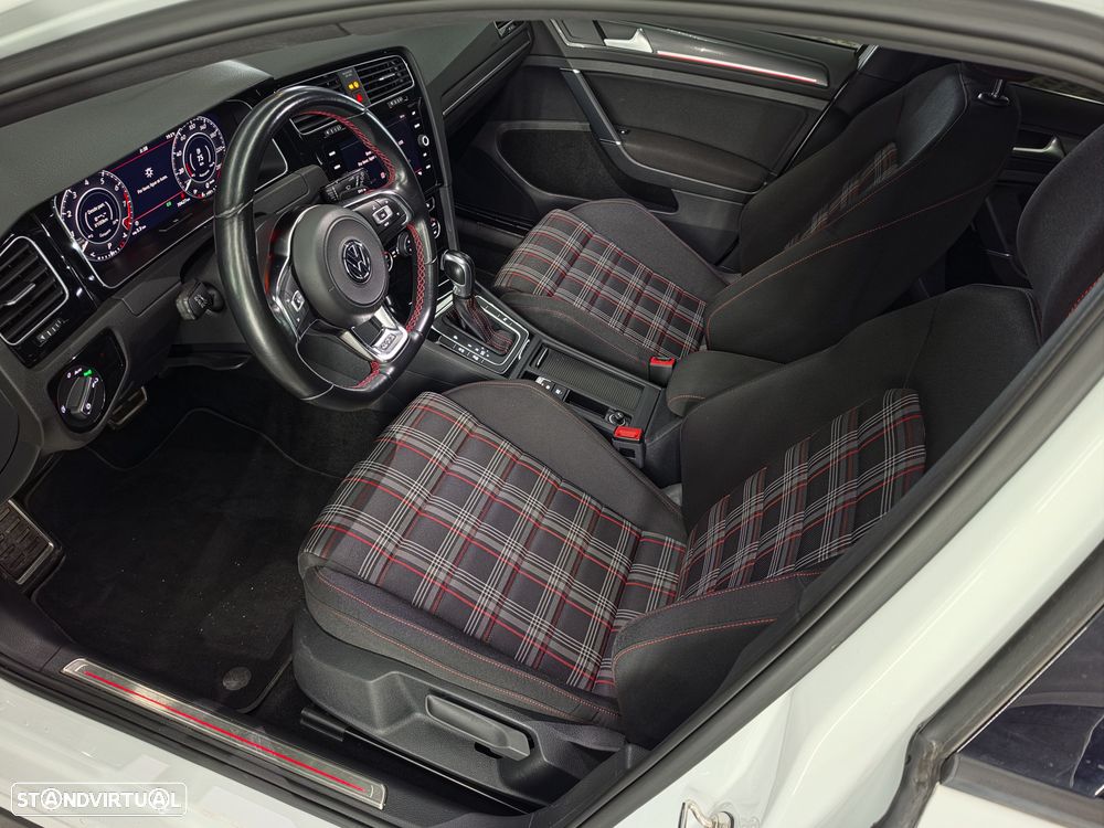 VW Golf 2.0 TSI GTI DSG Performance - 9
