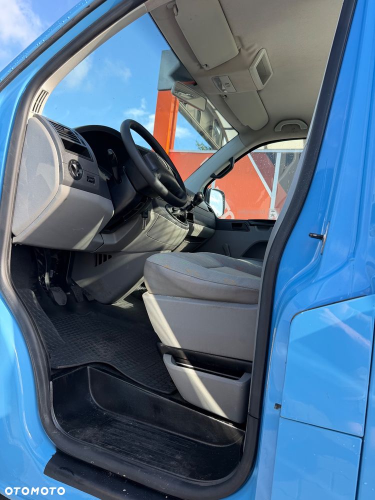 Volkswagen Transporter T5 - 26