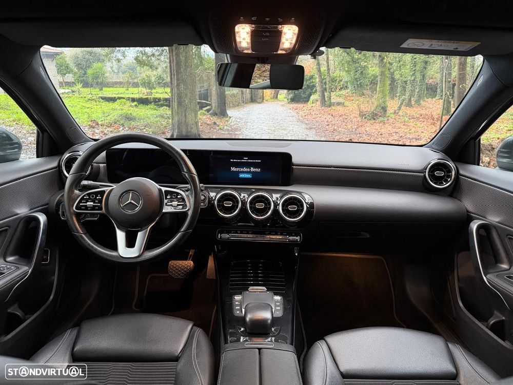 Mercedes-Benz A 180 Limousine d Business Solutions Aut. - 24