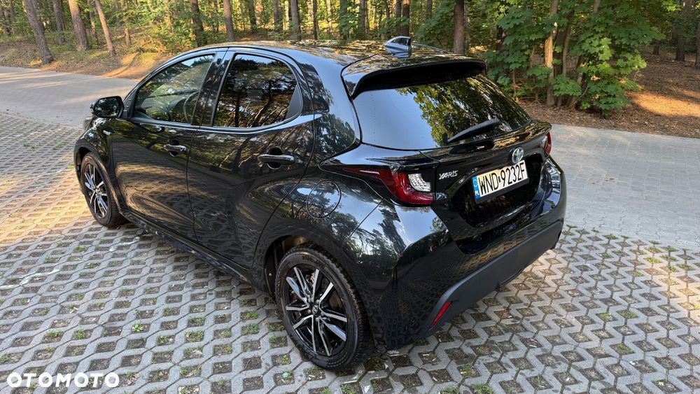 Toyota Yaris Hybrid 1.5 Premiere Edition - 8