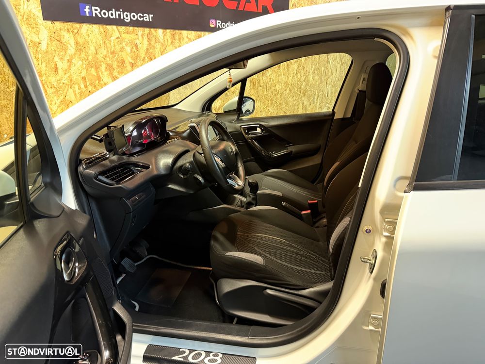 Peugeot 208 1.2 VTi Active - 6
