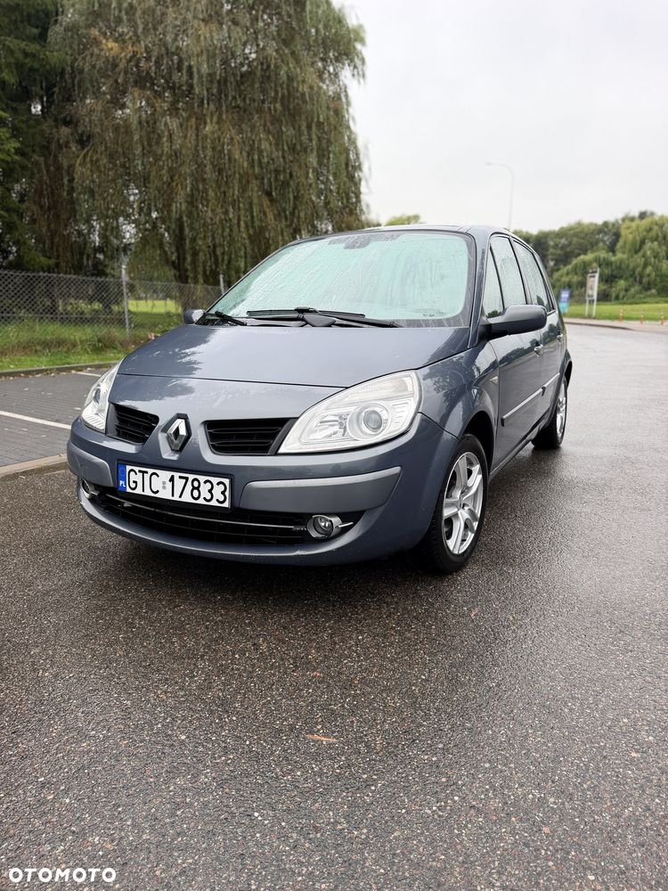 Renault Scenic - 1