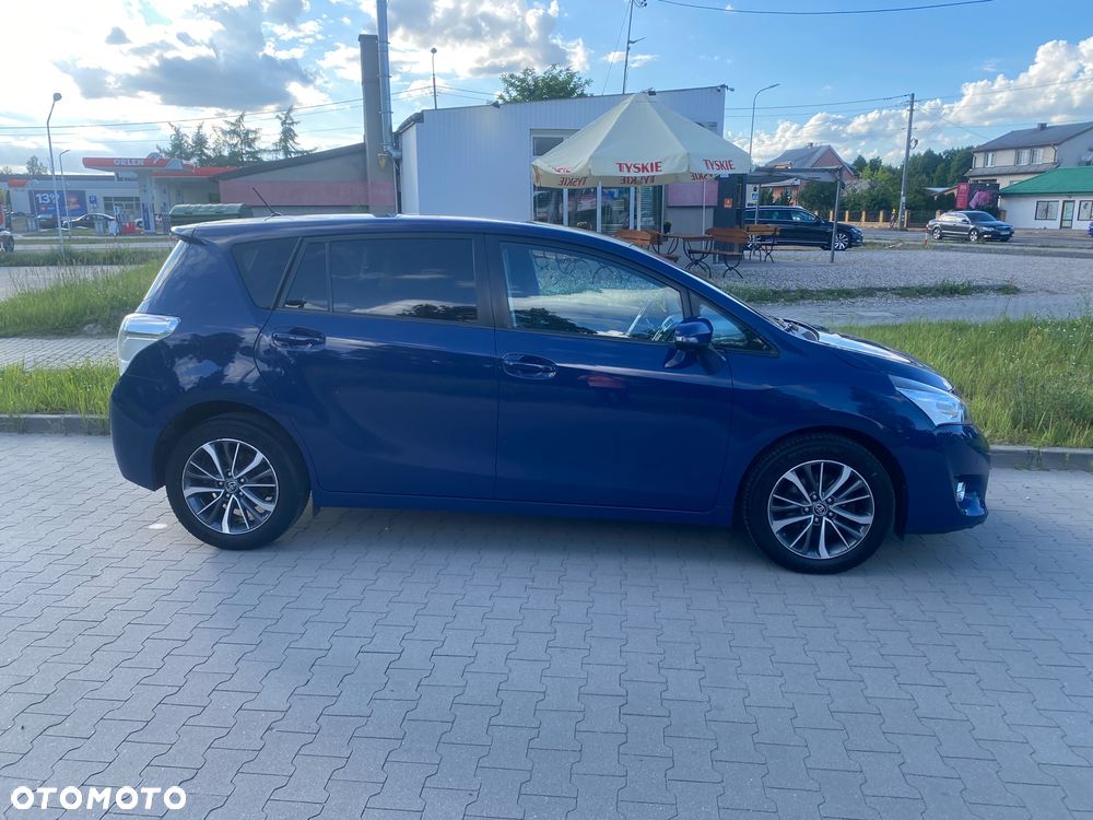 Toyota Verso 1.8 Prestige EU5 MS - 3