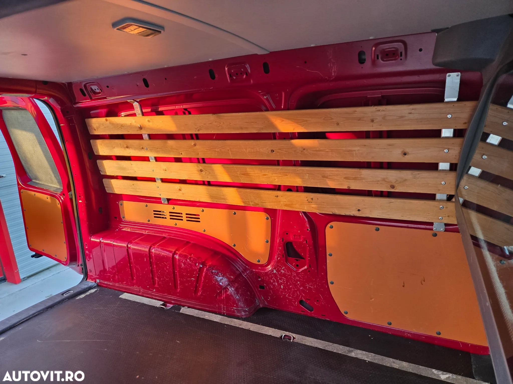 Volkswagen Caddy MAXI / CUTIE AUTOMATĂ / 2012 - 22