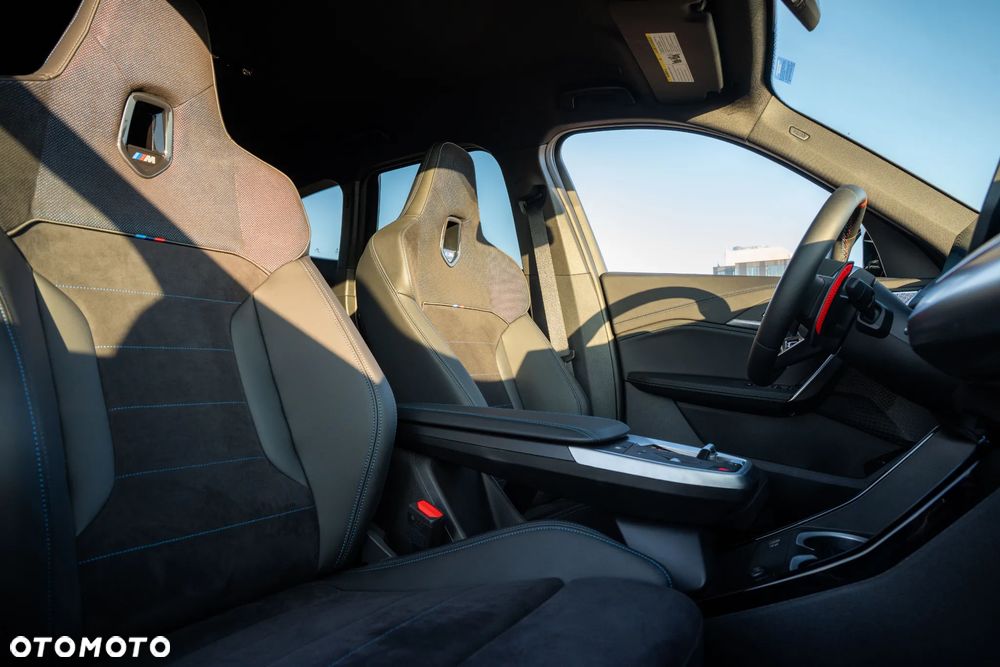 BMW X1 - 16