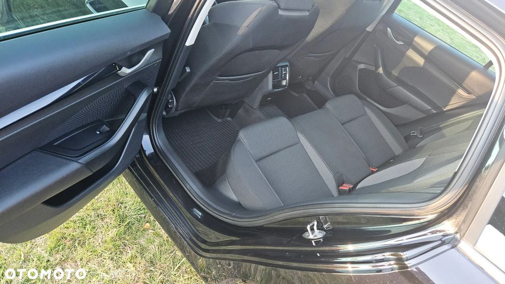 Skoda Octavia 1.5 TSI e-TEC DSG Edition - 6