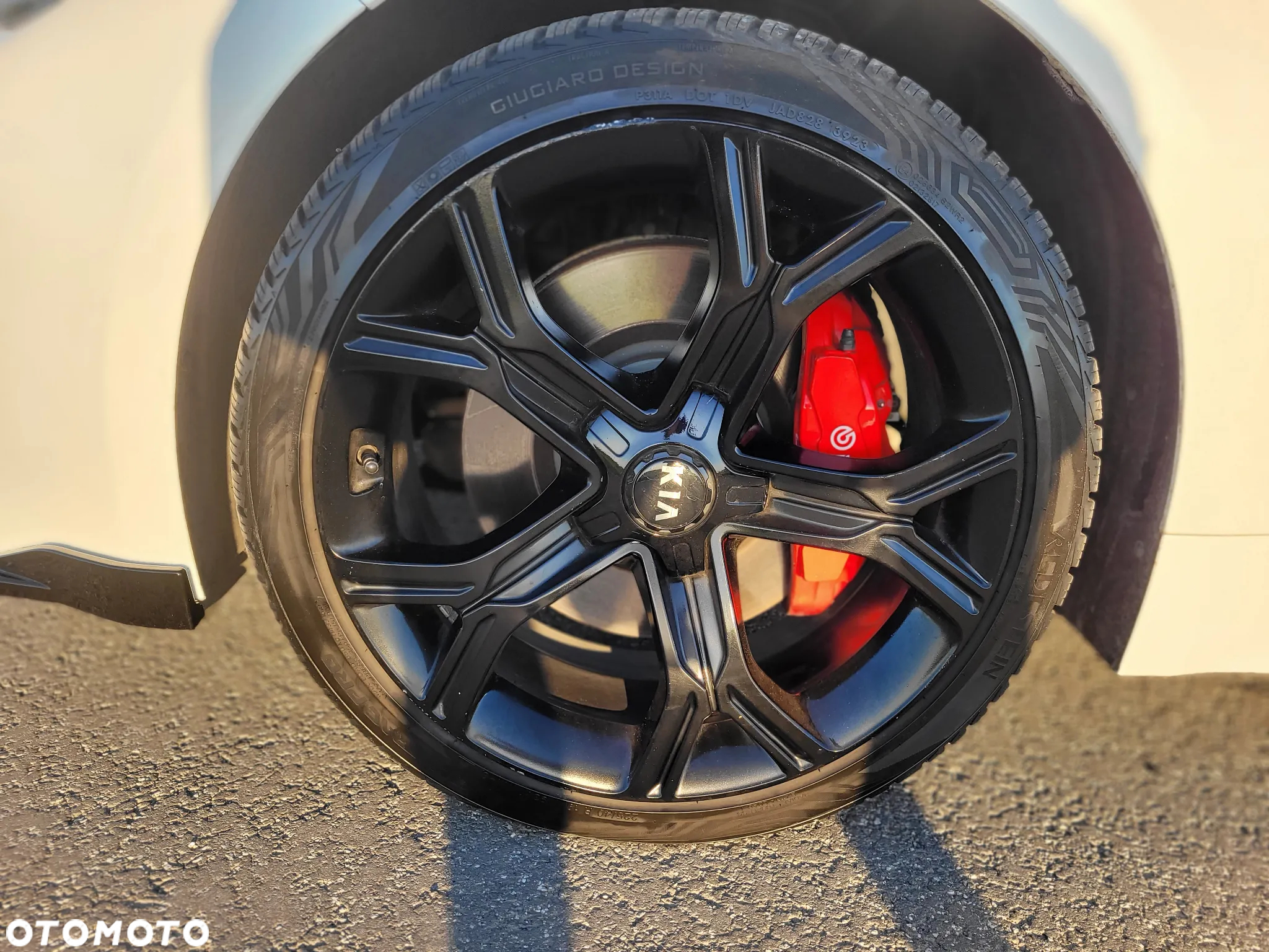 Kia Stinger 3.3 T-GDI V6 GT AWD - 20