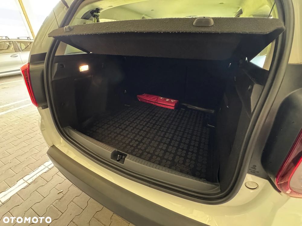 Dacia Duster 1.0 TCe Essential - 17
