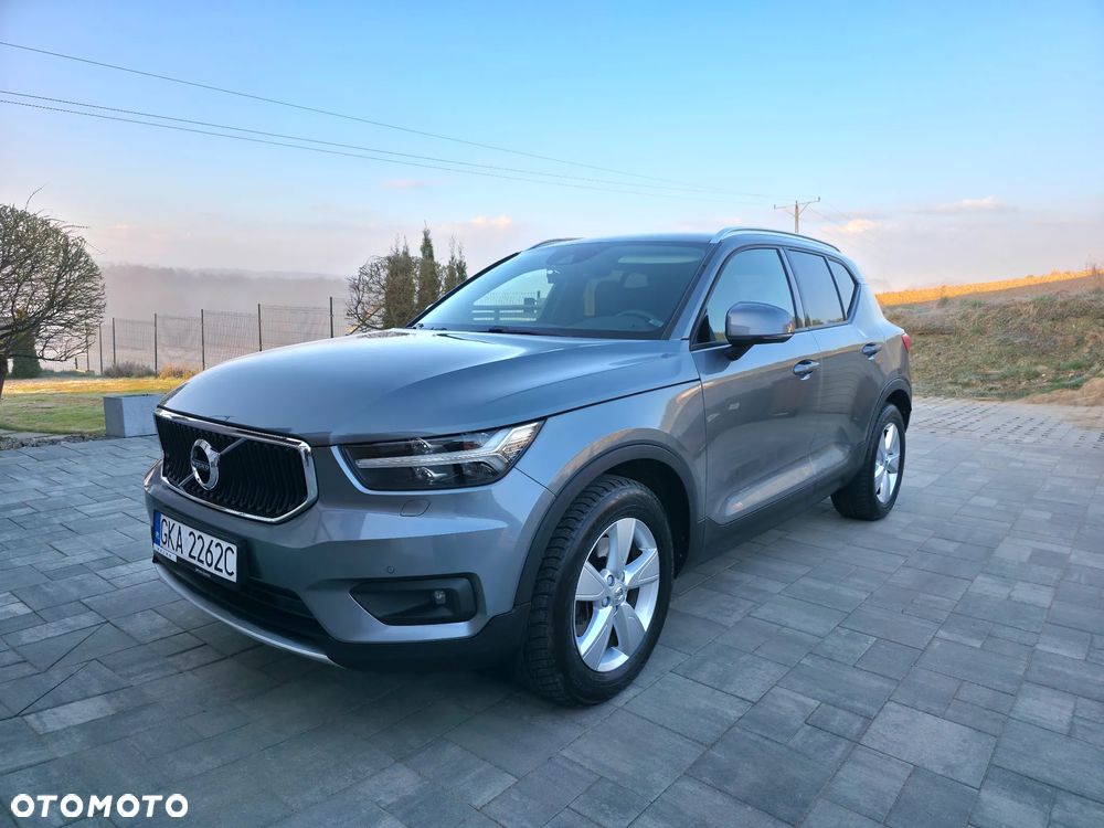 Volvo XC 40 D4 AWD Geartronic Momentum Pro - 4