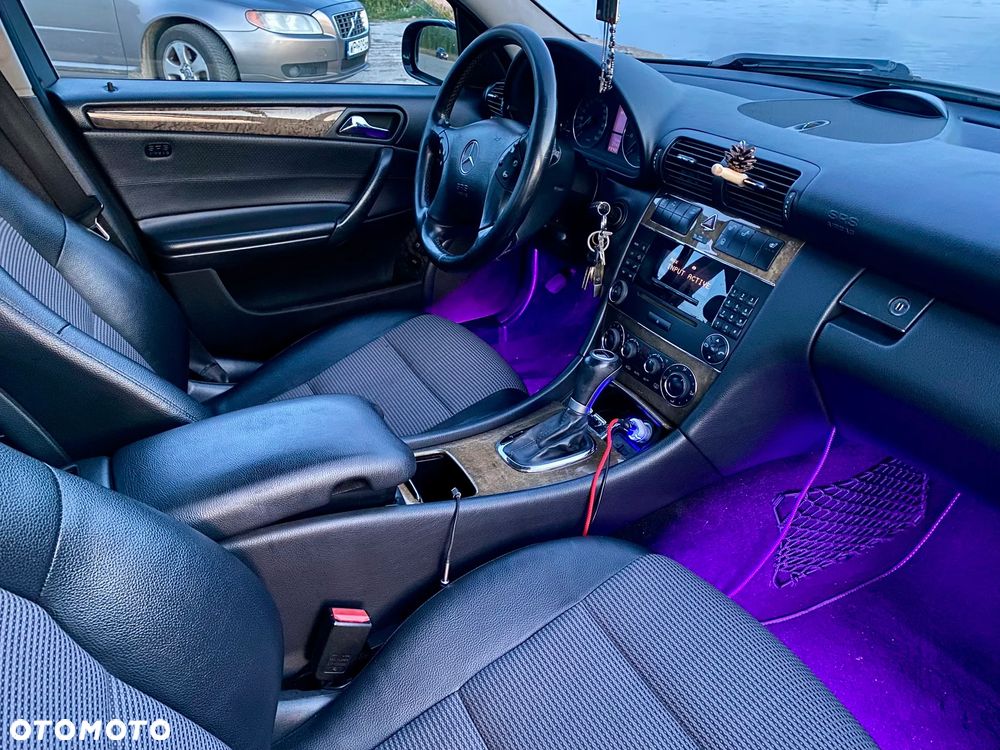 Mercedes-Benz Klasa C 180 Kompressor Automatik Avantgarde - 17