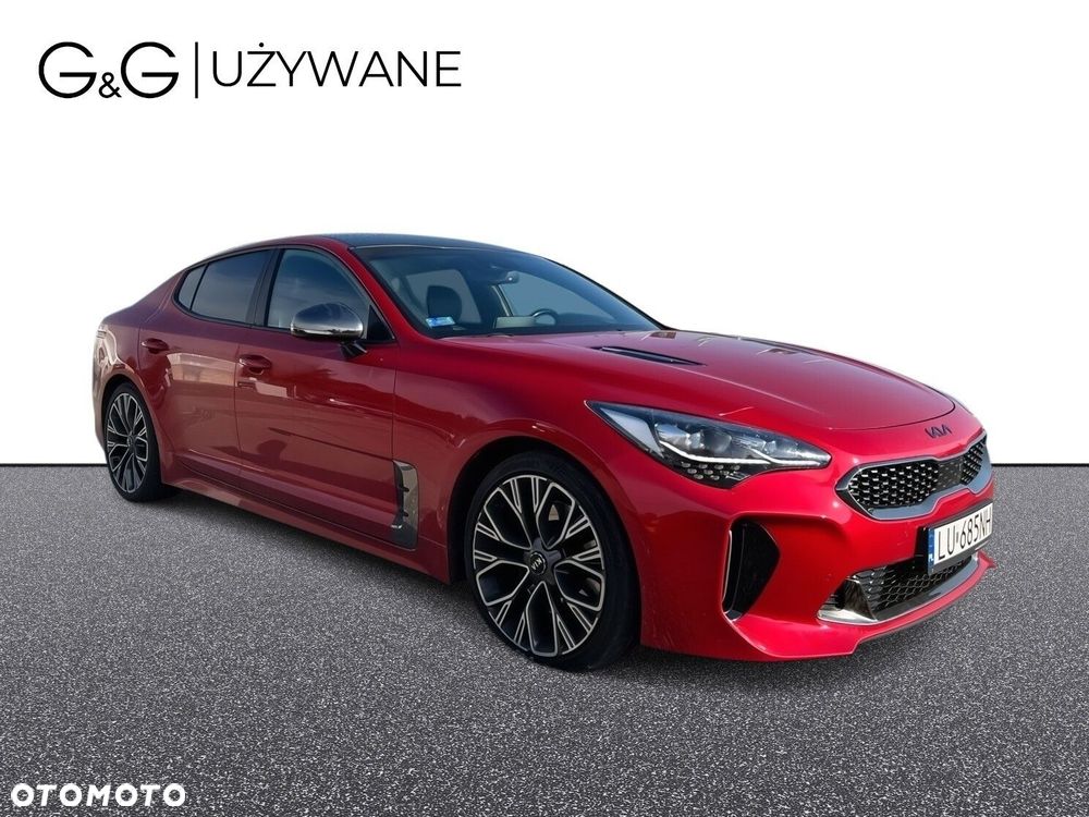 Kia Stinger - 2