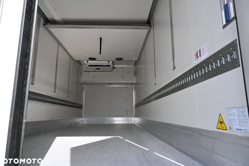 Mercedes-Benz Actros Chłodnia - 10