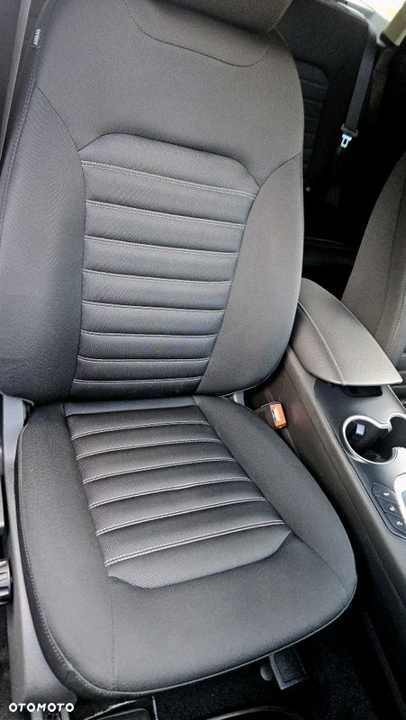 Ford Mondeo 2.0 TDCi Titanium - 21