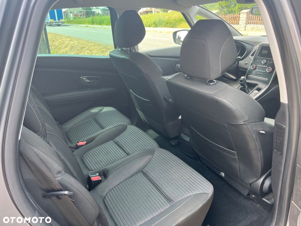 Renault Scenic - 12