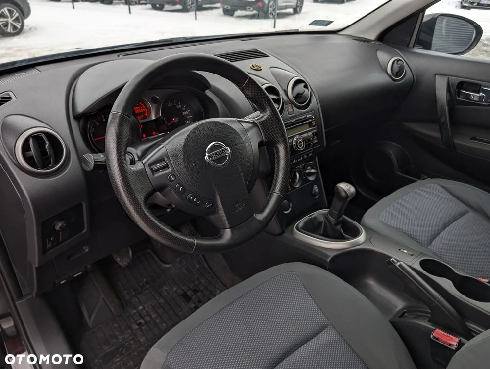 Nissan Qashqai 1.6 visia - 26