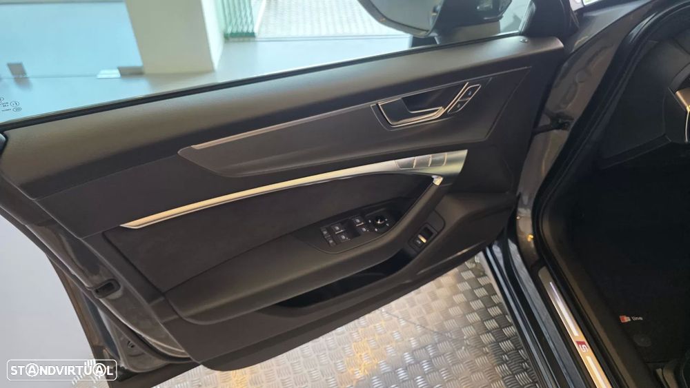 Audi A6 Avant 40 TDI Design S tronic - 37