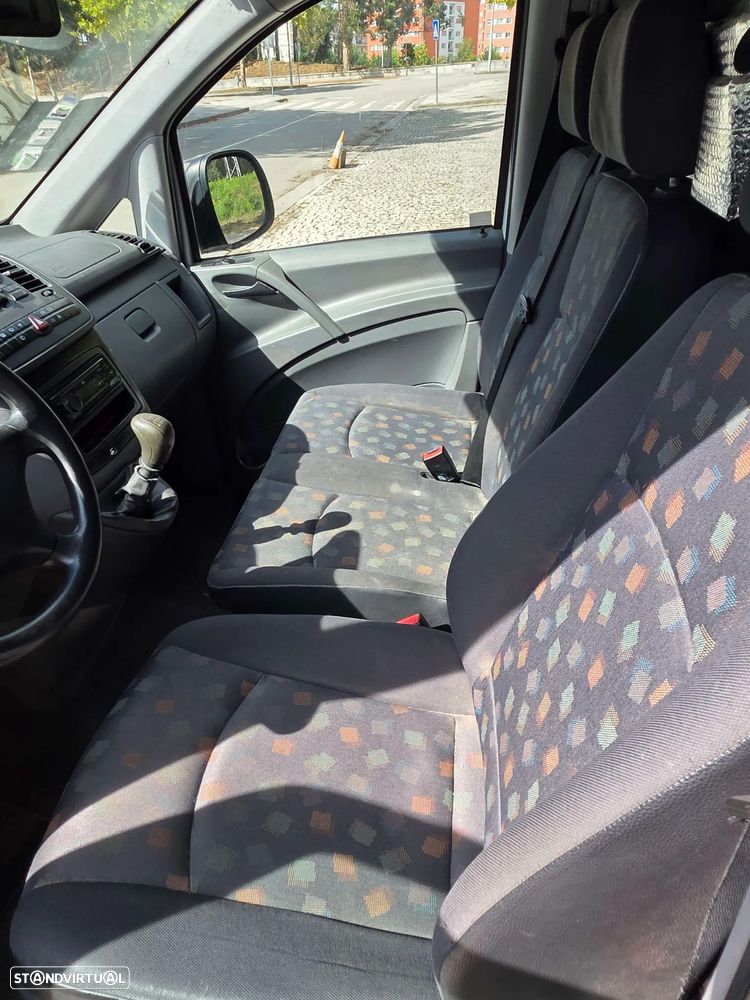 Mercedes-Benz Vito 109 CDi/32 9L Compacto - 14