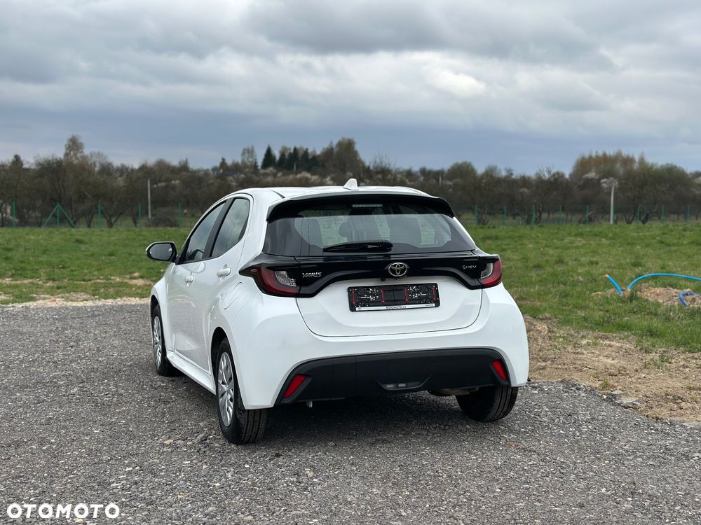 Toyota Yaris - 13