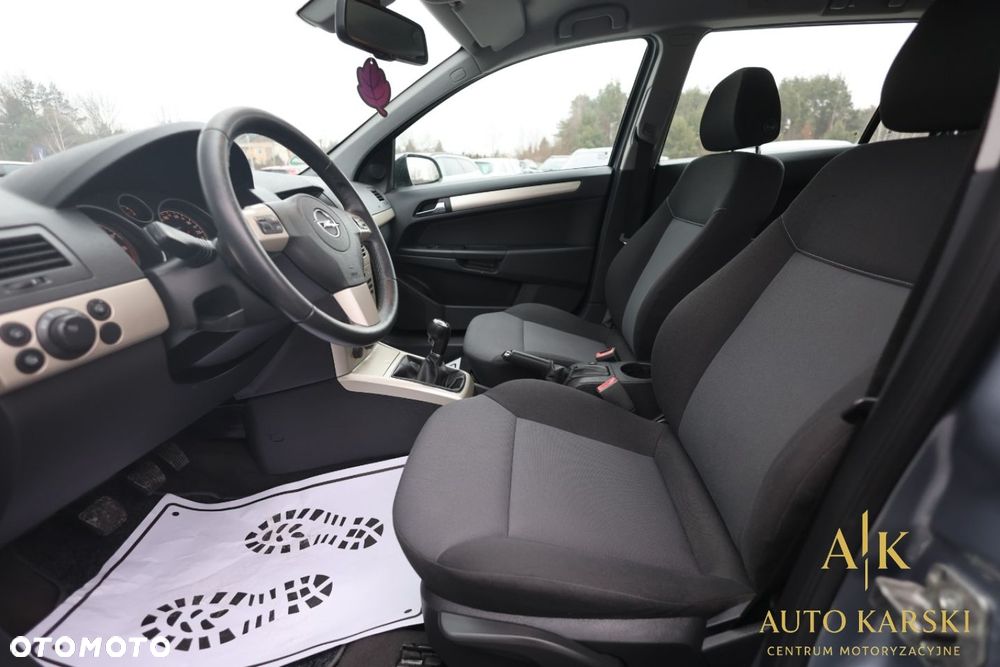 Opel Astra - 34