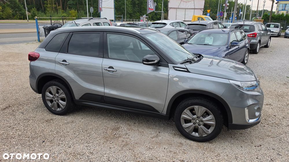 Suzuki Vitara 1.5 Dualjet Hybrid AGS Comfort+ - 9