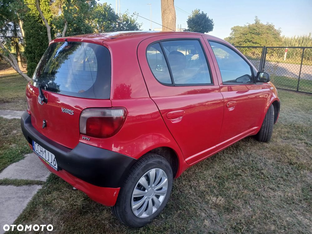 Toyota Yaris - 5
