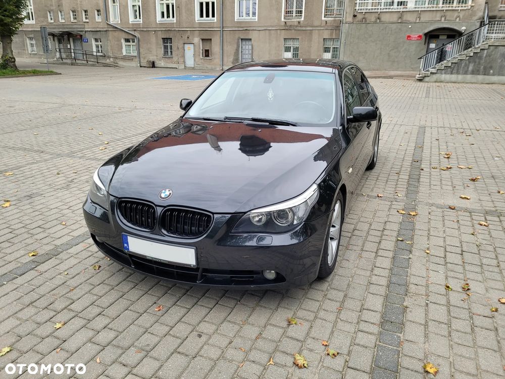 BMW Seria 5 520i - 2