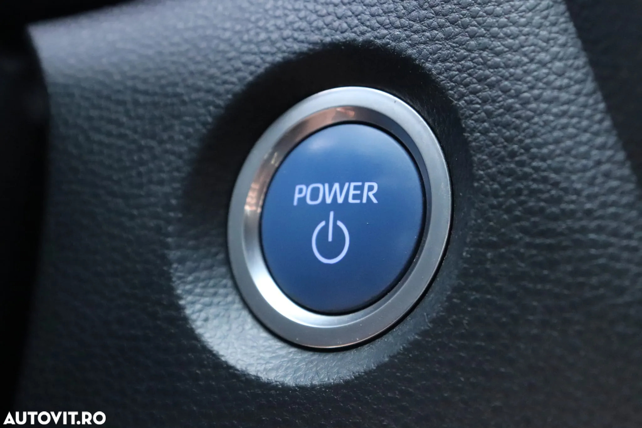Toyota Corolla 1.8 Hybrid Comfort - 31