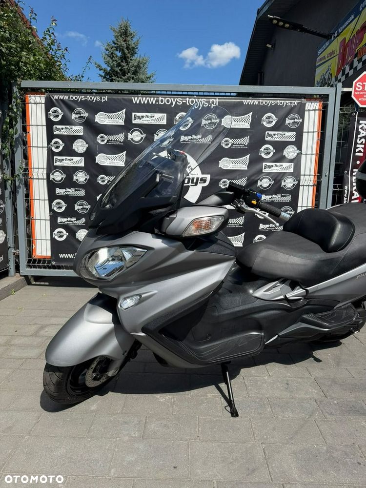 Suzuki Burgman - 1