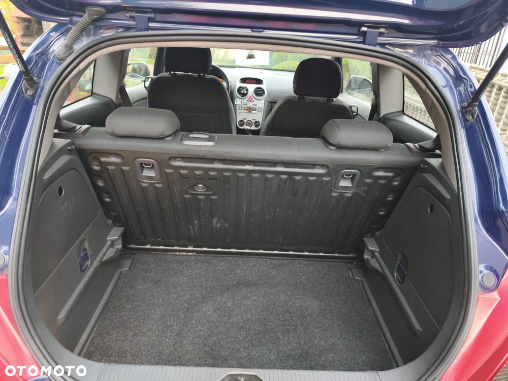 Opel Corsa - 8
