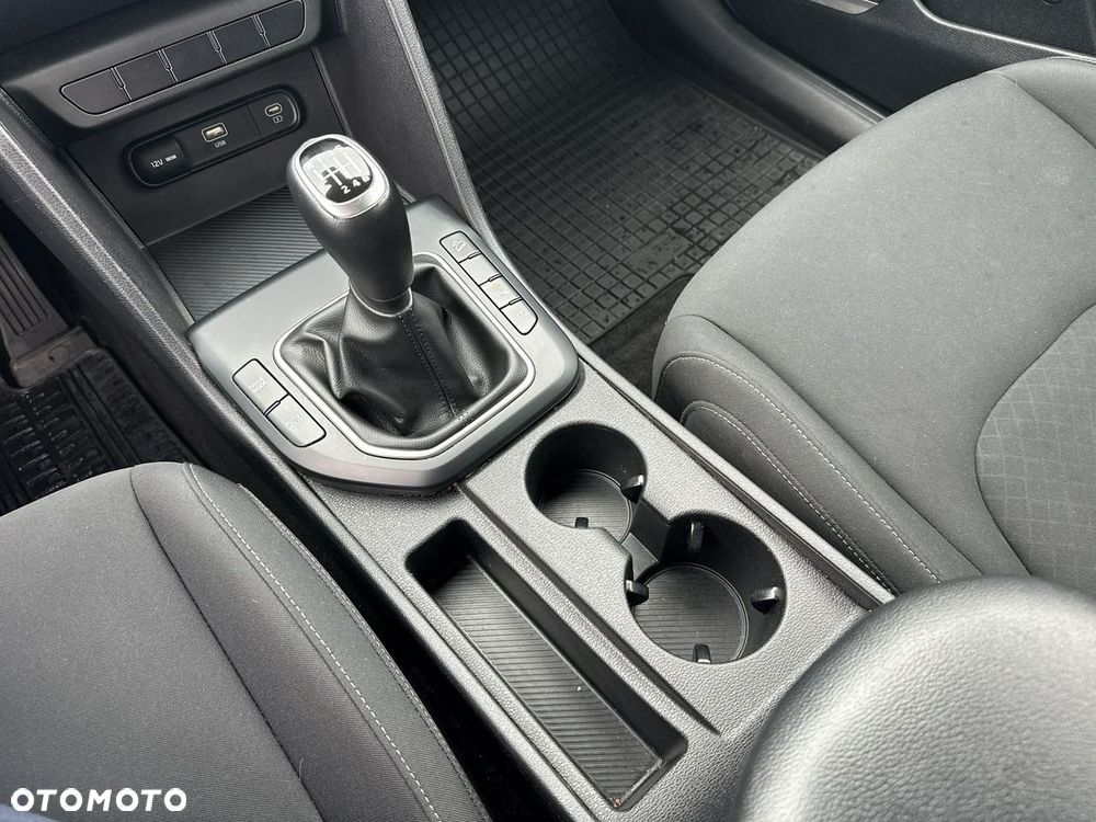 Kia Sportage - 15