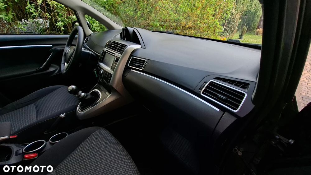 Toyota Verso 1.6 D-4D Premium EU6 - 17