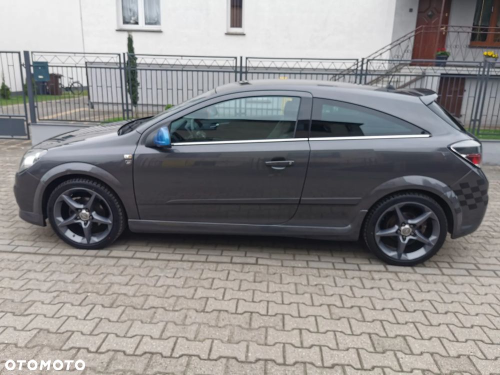 Opel Astra 1.6 Sport - 32