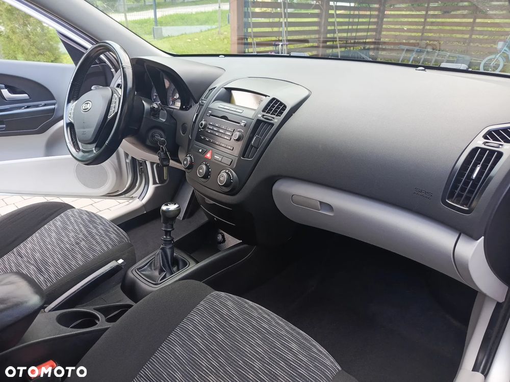 Kia Ceed 1.4 CVVT EX - 13