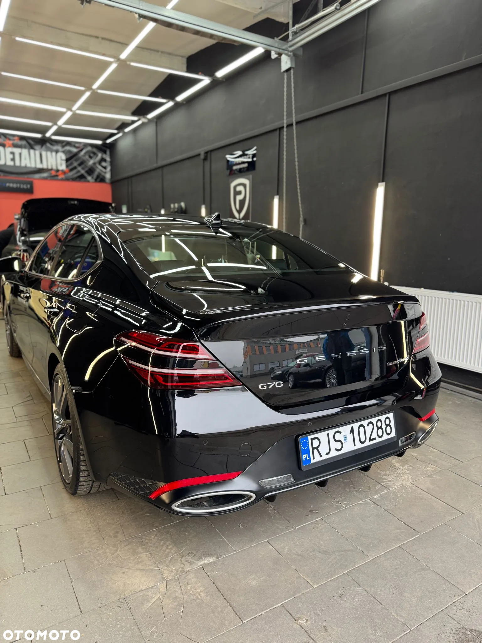 Genesis G70 - 4