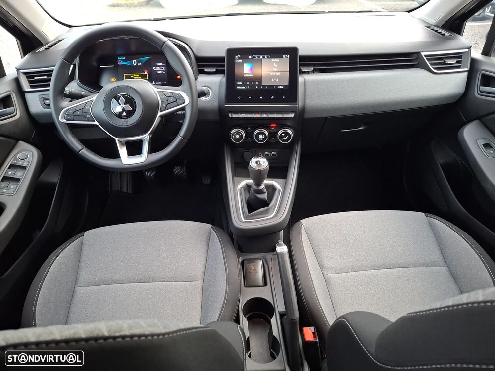 Mitsubishi Colt 1.0 MPI-T Invite - 6