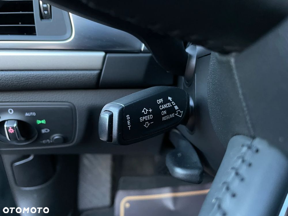 Audi A6 Avant 2.0 TDI Ultra S tronic - 27