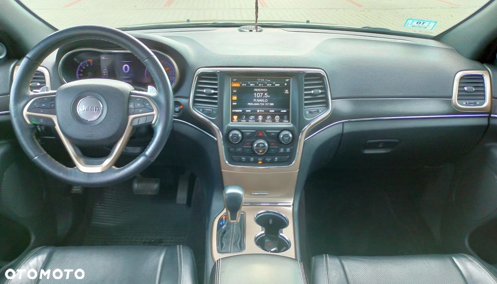 Jeep Grand Cherokee - 16