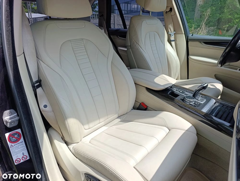 BMW X5 xDrive40d - 25