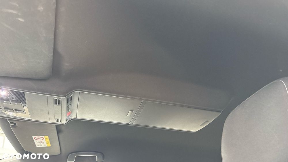 Volkswagen Touran 2.0 TDI SCR DSG Highline - 6