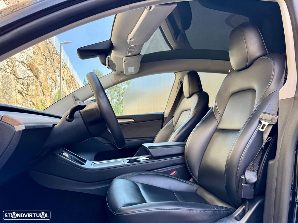 Tesla Model Y Performance Dual Motor AWD - 30