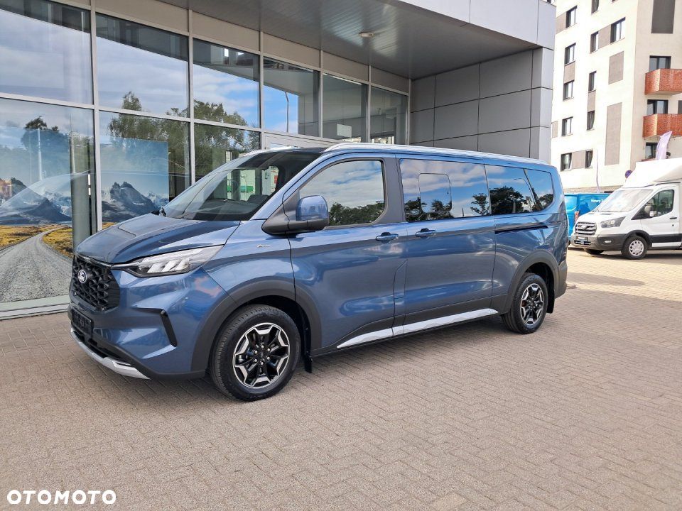 Ford Tourneo Custom - 2