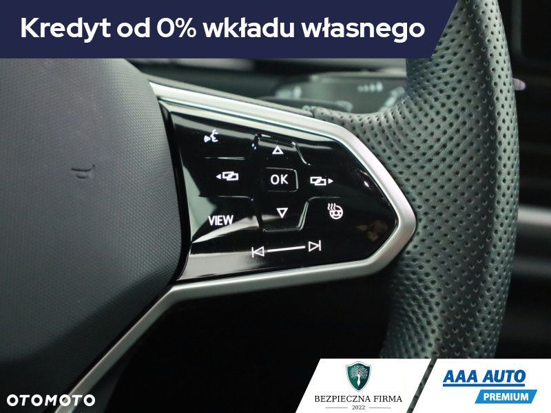 Volkswagen T-Roc - 15