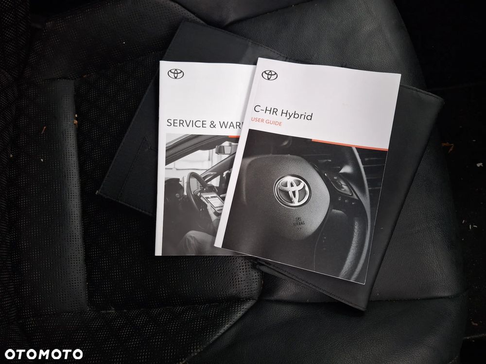 Toyota C-HR 2.0 PHEV Dynamic Force Executive Premiere Edition - 12